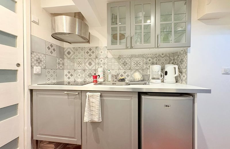 Location d’un studio meublé, 22 m², 7ᵉ arrondissement, Paris, France